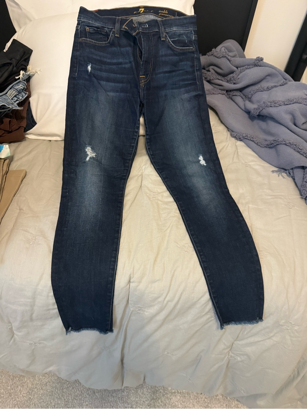 7 for all Mankind Women’s Dark Blue Distressed Skinny Jeans